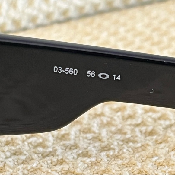 Men’s Oakley Montefrio Sunglasses - Picture 3 of 9